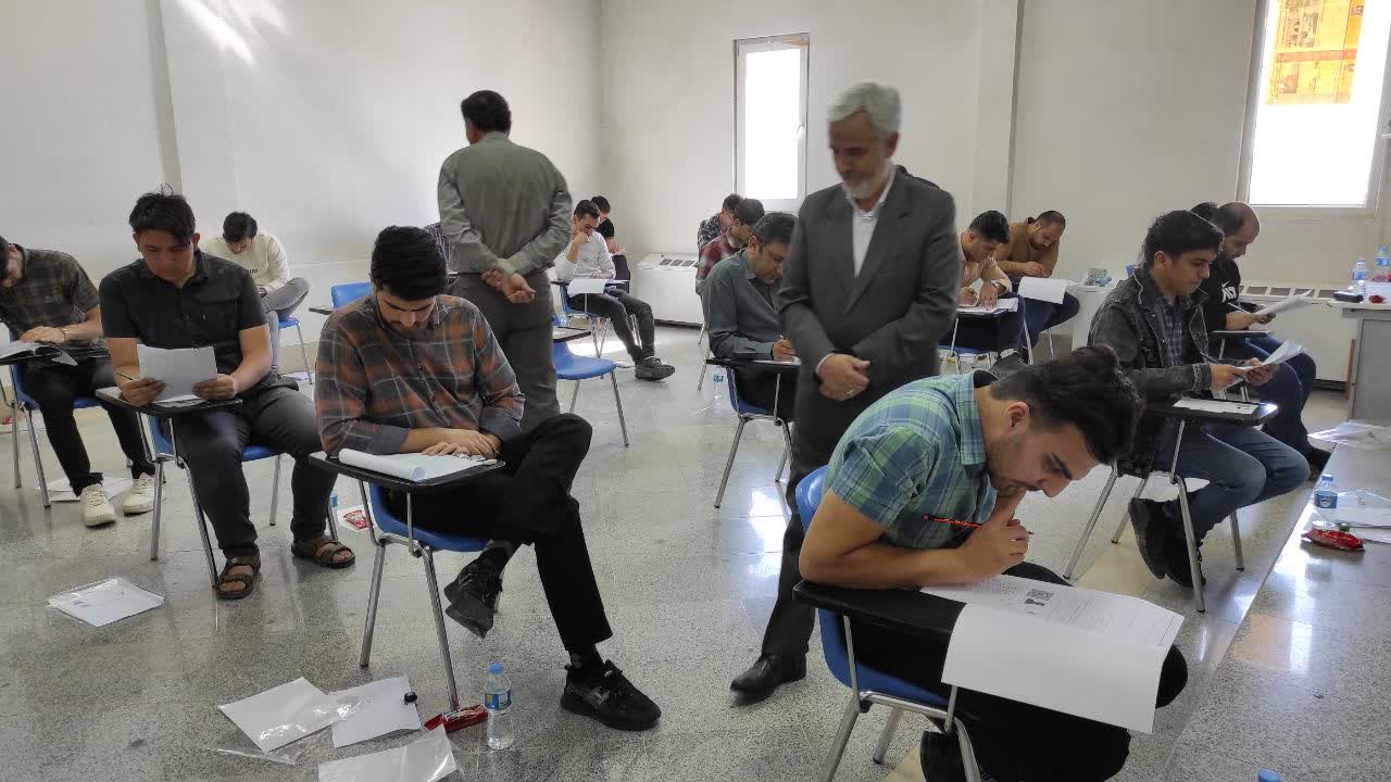 آزمون کتبی جذب 60 پرستار در دانشگاه علوم پزشکی خراسان شمالی برگزار شد